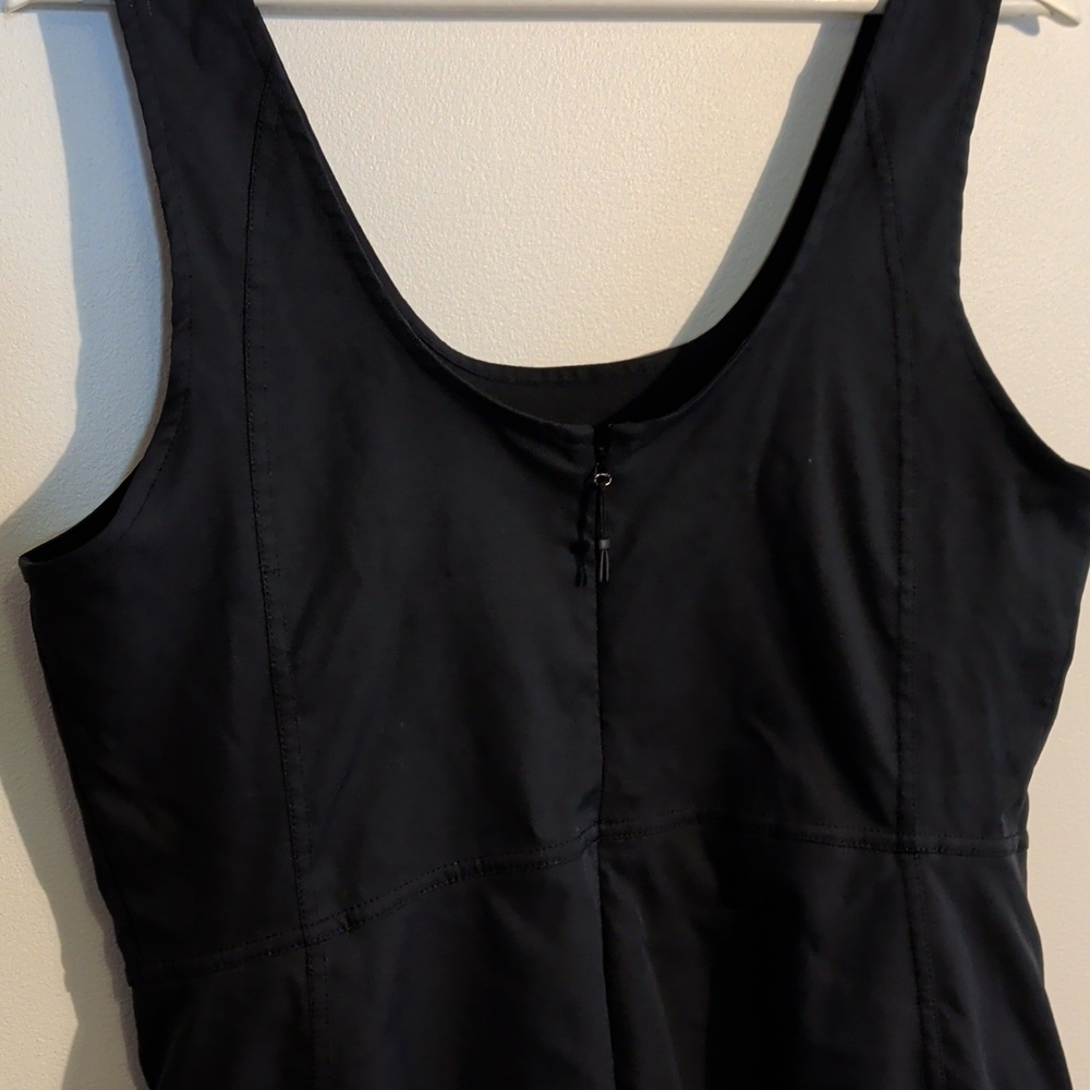 OUTDOOR VOICES black mini hiking dress with shorts - size large - Picture 9 of 10